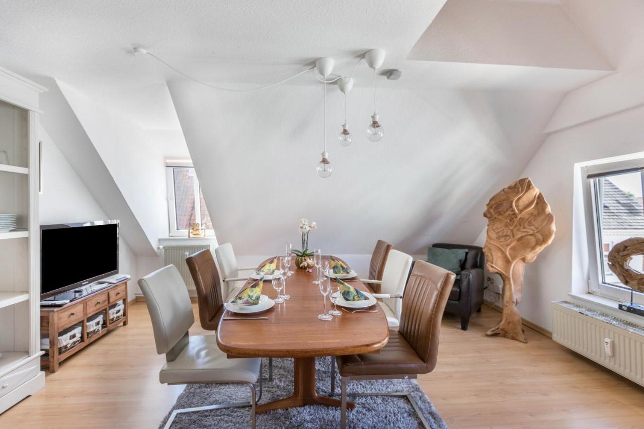 Blumenhaus-Apartment Friedrichstadt Buitenkant foto