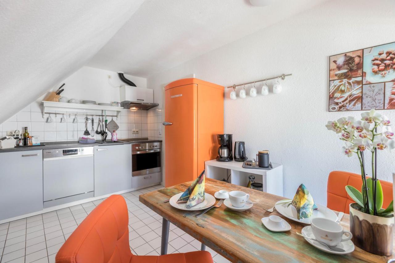 Blumenhaus-Apartment Friedrichstadt Buitenkant foto