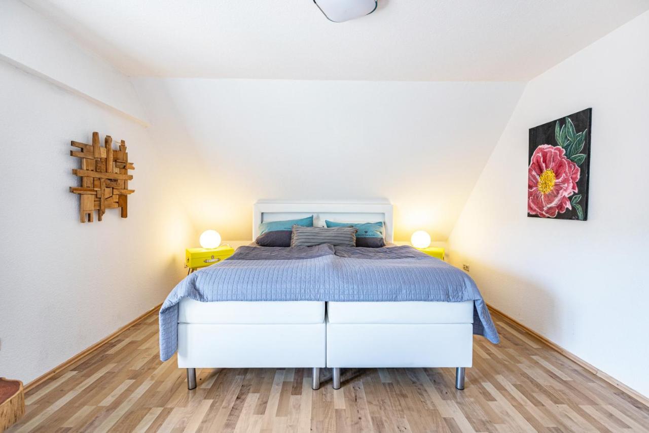 Blumenhaus-Apartment Friedrichstadt Buitenkant foto