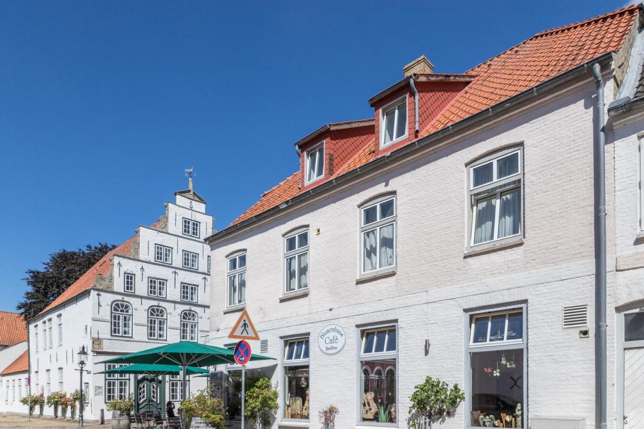 Blumenhaus-Apartment Friedrichstadt Buitenkant foto